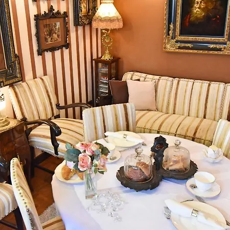 President Apartment *